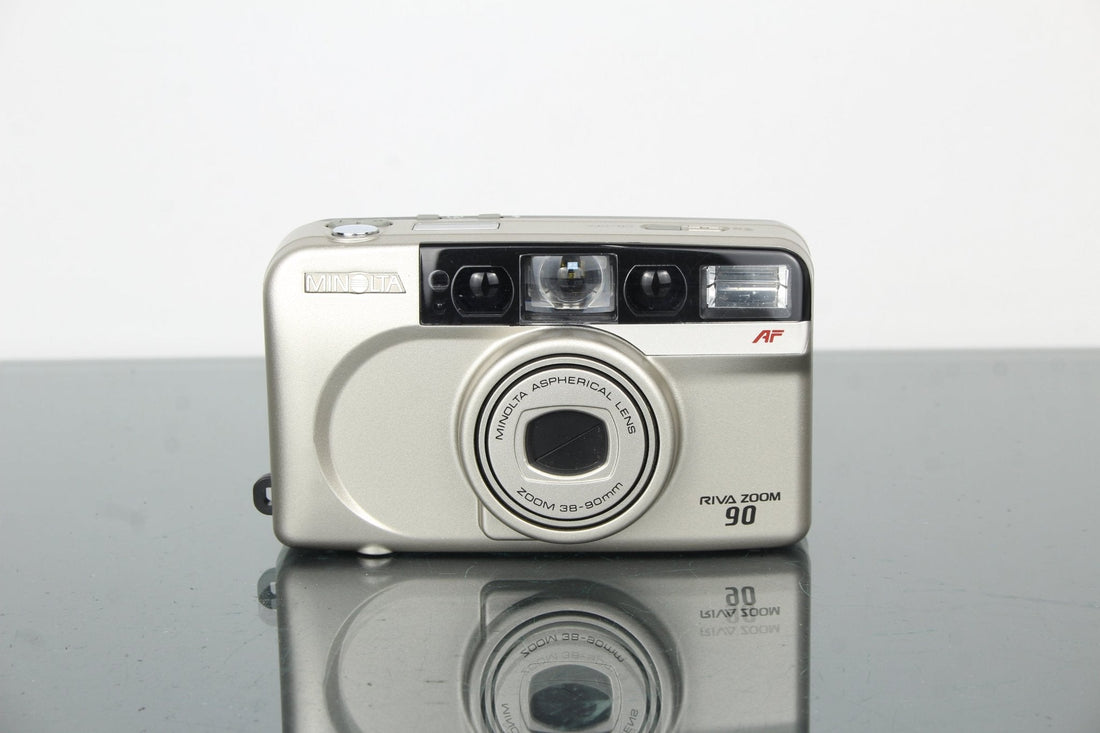 Minolta Riva Zoom 90 Review: A Reliable Point-and-Shoot Classic - Dutch|Thrift