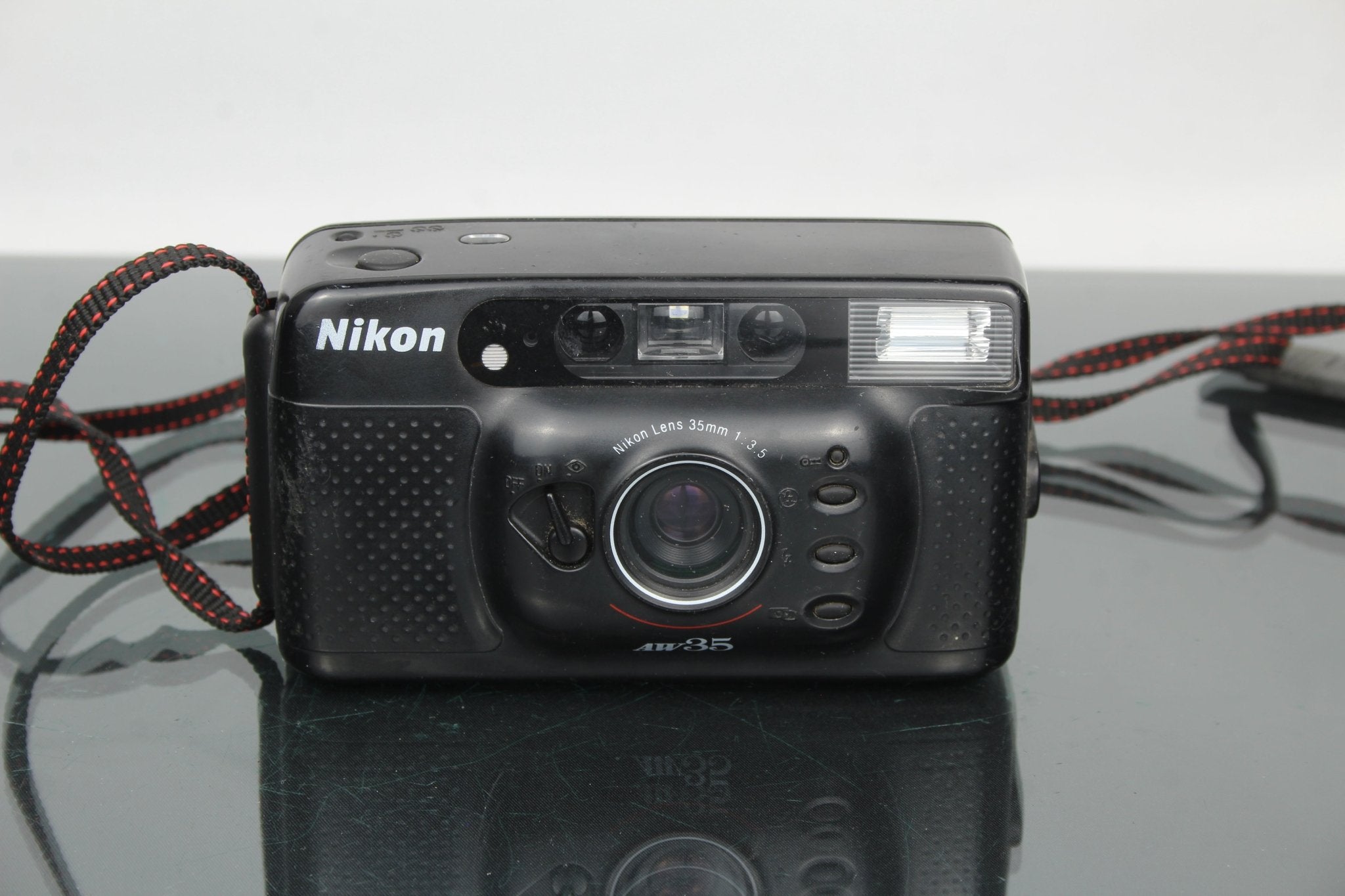Nikon AW35 Review: All-Weather 35mm Film Camera for Adventurers