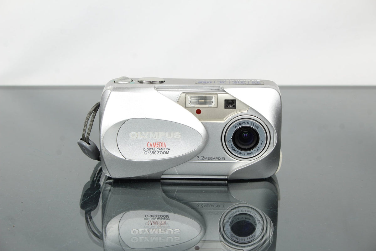 Olympus C-350 Zoom: Retro Digital Fun in 2025 – Dutch|Thrift