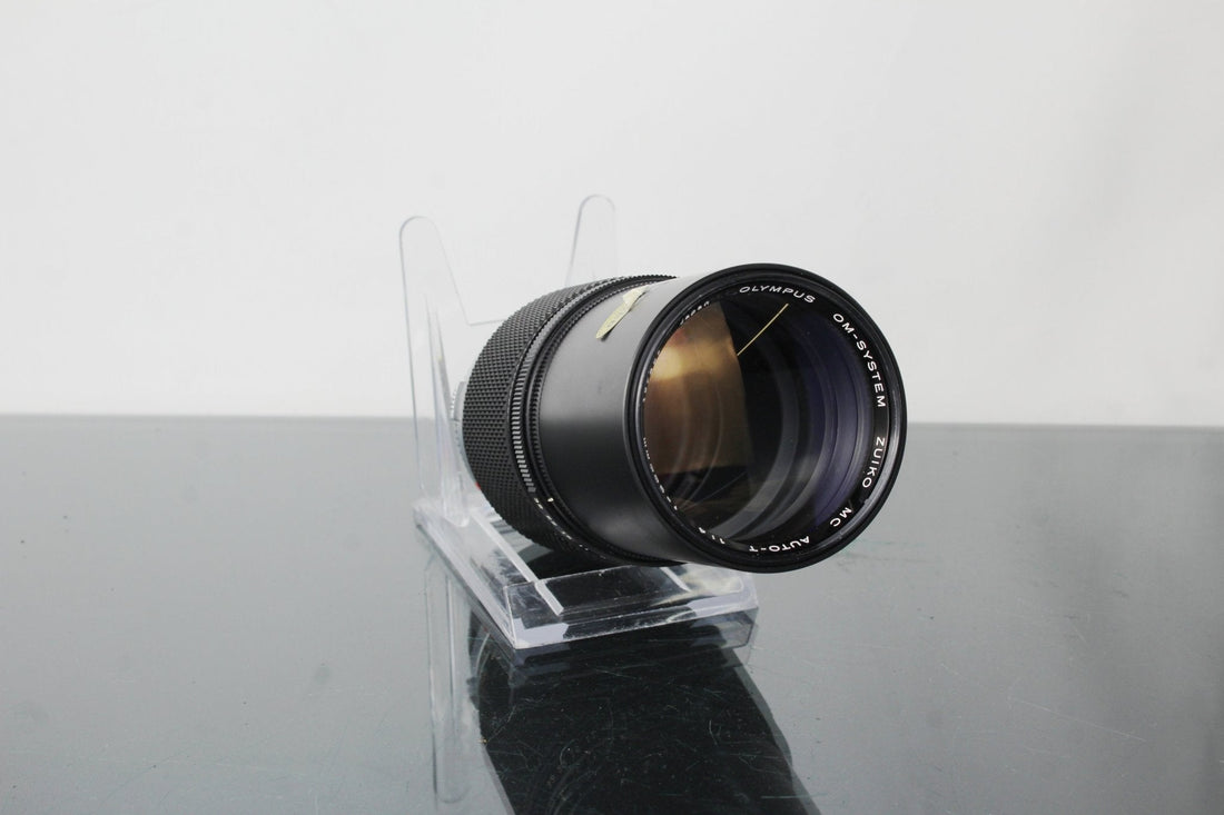 Olympus MC Auto T 200mm f/4 OM Lens Review & Guide - Dutch|Thrift
