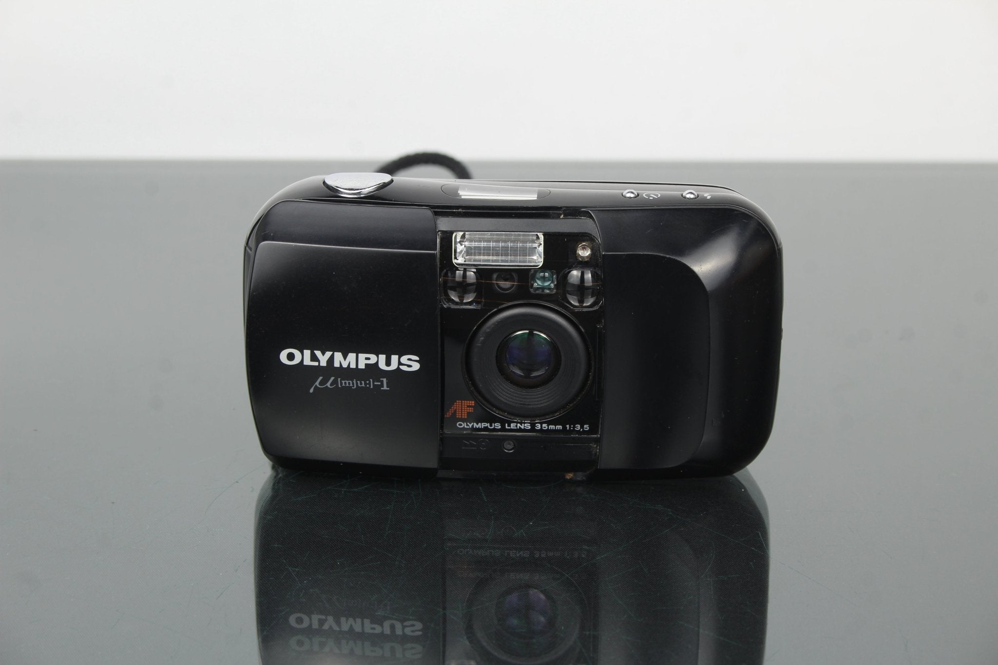 Olympus mju -1 Review: Compact 35mm Film Icon for 2025 – Dutch|Thrift