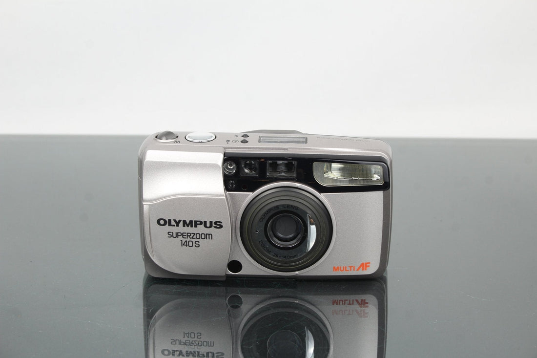 Olympus Multi AF Superzoom 140S: Compact Zoom Film Classic - Dutch|Thrift