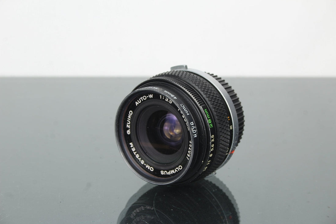Olympus OM Auto‑W 28mm f/3.5 Review & Vintage Buying Guide - Dutch|Thrift