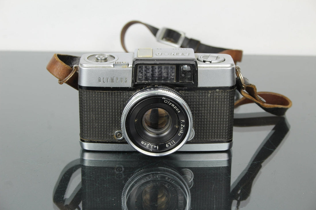 Olympus Pen-D Rangefinder: A Half-Frame Classic Reborn - Dutch|Thrift