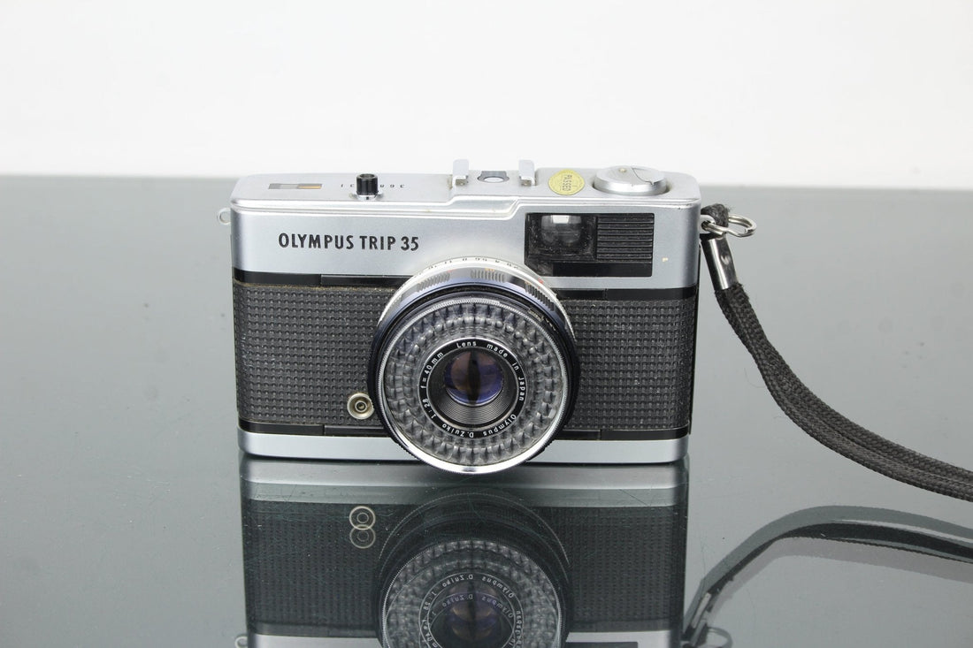 Olympus Trip 35 Review: Pocketable Film Camera for Creatives - Dutch|Thrift