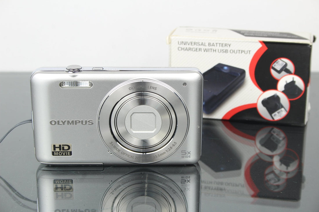Olympus VG-120 Review: Compact 2011 Classic for 2025 Creators - Dutch|Thrift