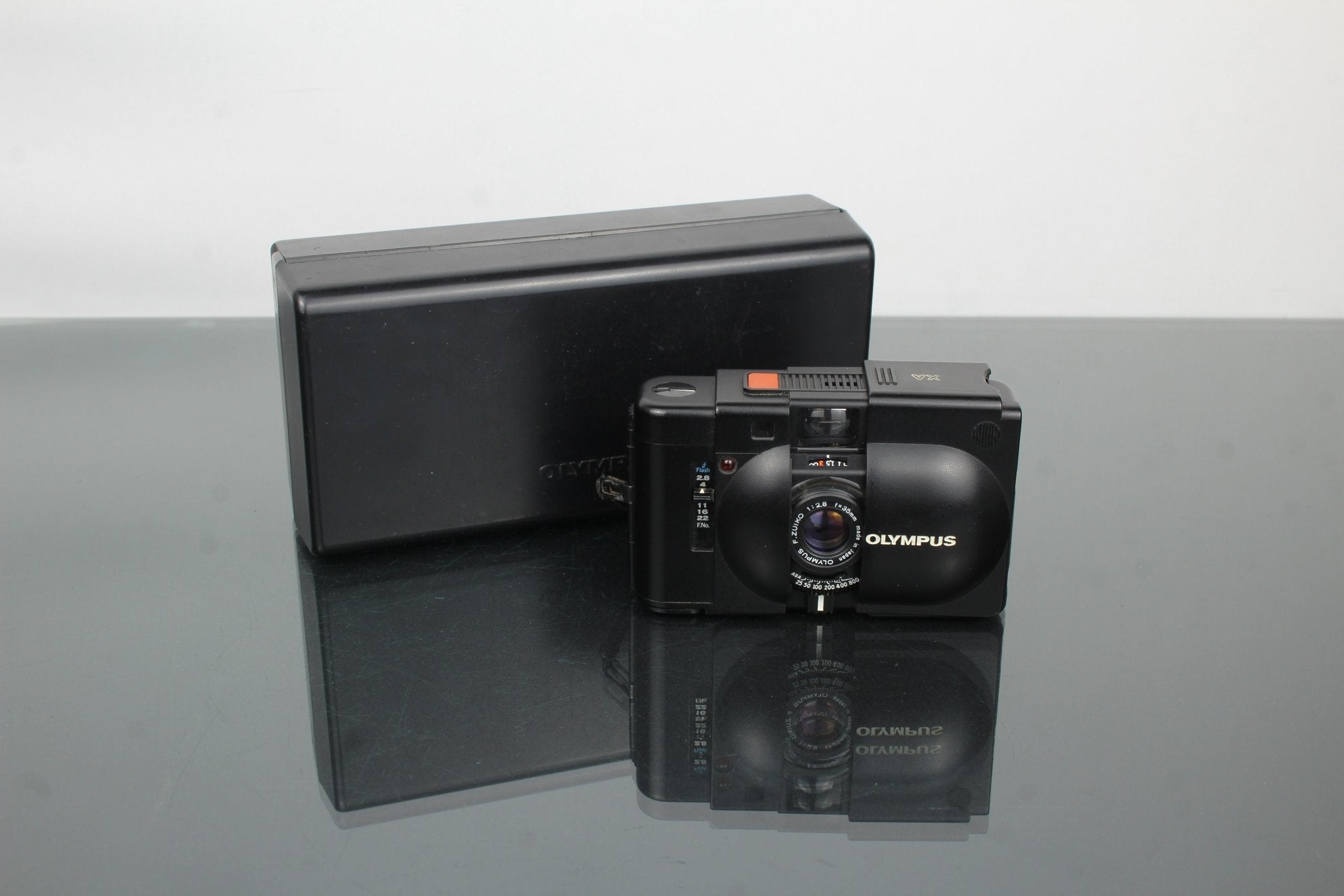 Olympus XA Review: The Compact Film Classic for 2025 Creators