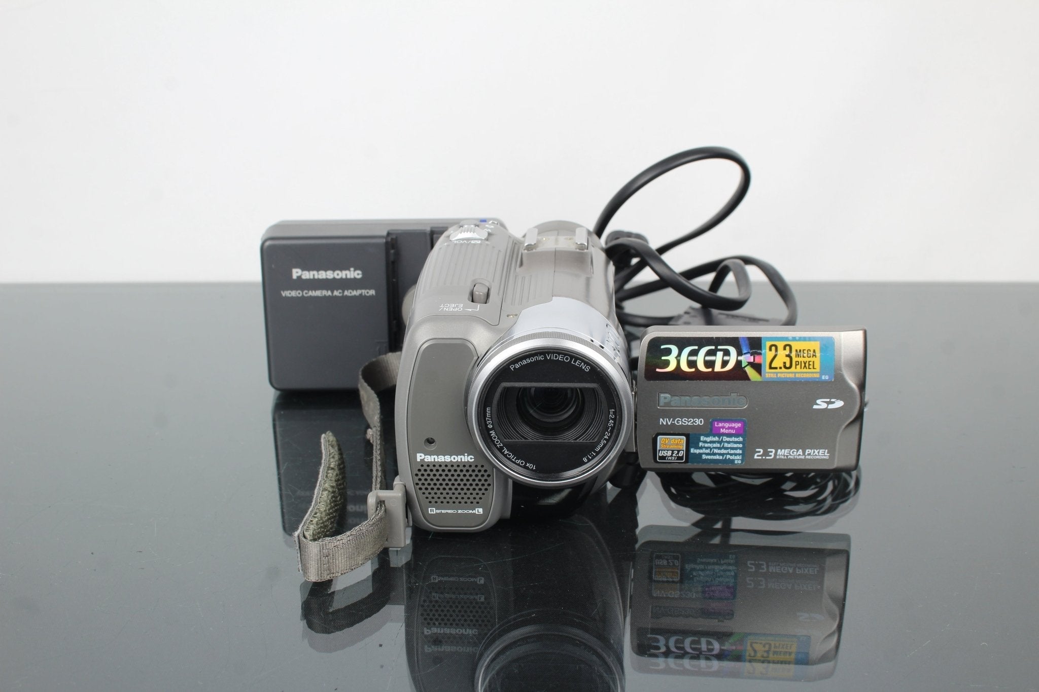 【N2140】 Panasonic NV-GS300 パナソニック Amazon.co.jp: Panasonic パナソニック NV-GS300-S シルバー デジタル
