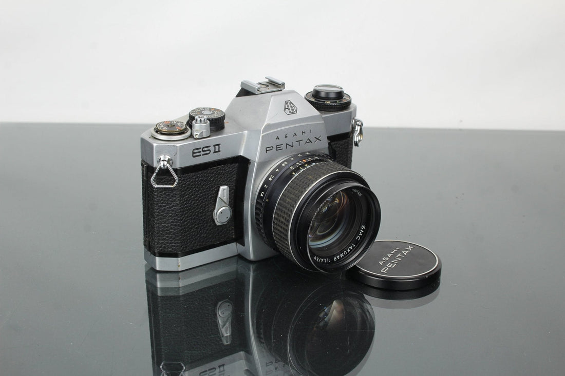 Pentax Asahi ESII + 50mm f/1.4: Classic Film Kit in 2025 - Dutch|Thrift