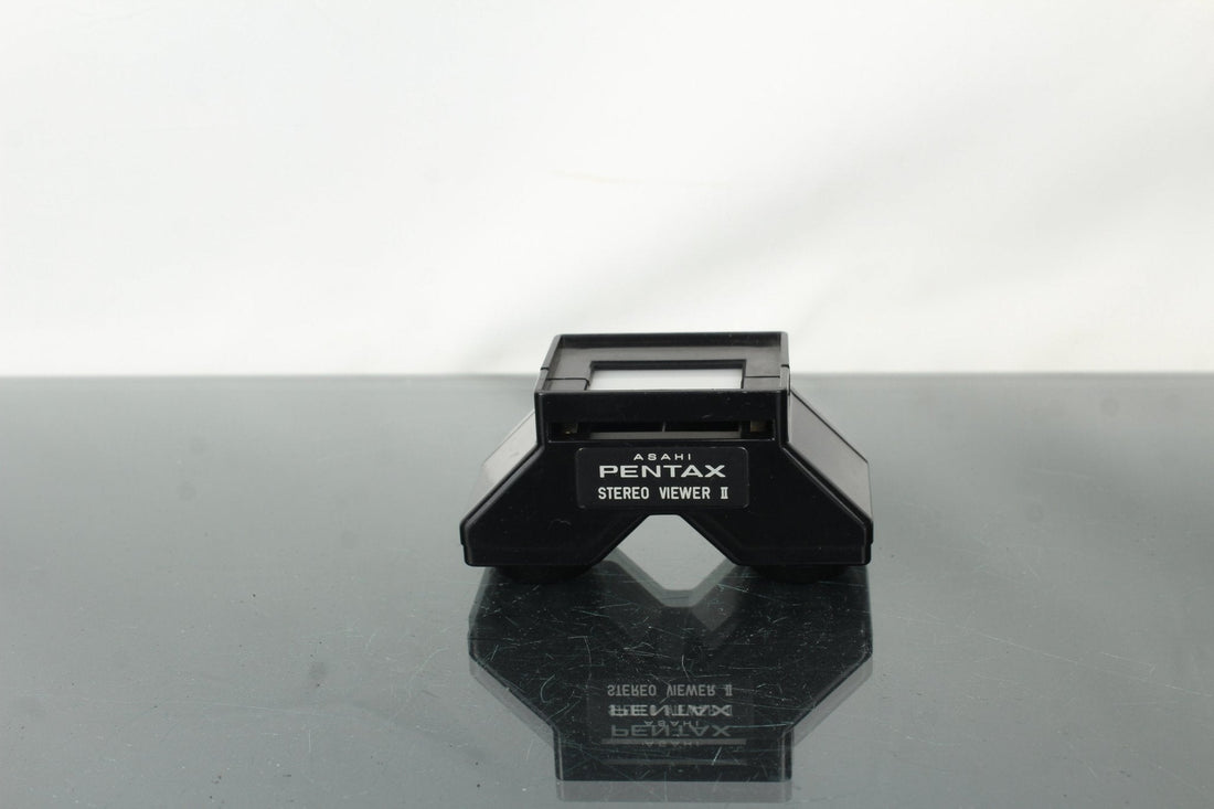 Pentax Asahi Stereo Viewer 2: Rediscovering 3D Slide Magic - Dutch|Thrift