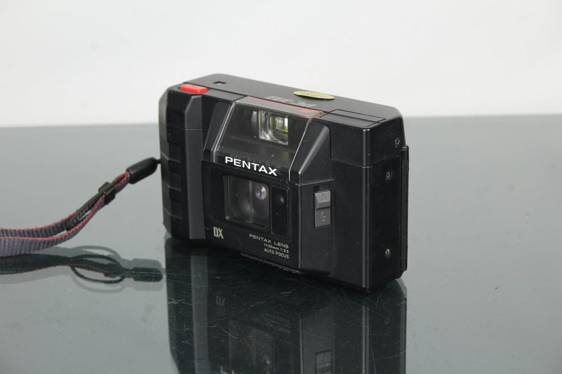 Pentax DX 35mm Point & Shoot Film Camera Review & Guide - Dutch|Thrift
