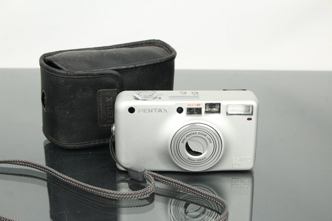 Pentax Espio 120 SW: Compact 35mm Film Camera for Everyday Creativity - Dutch|Thrift