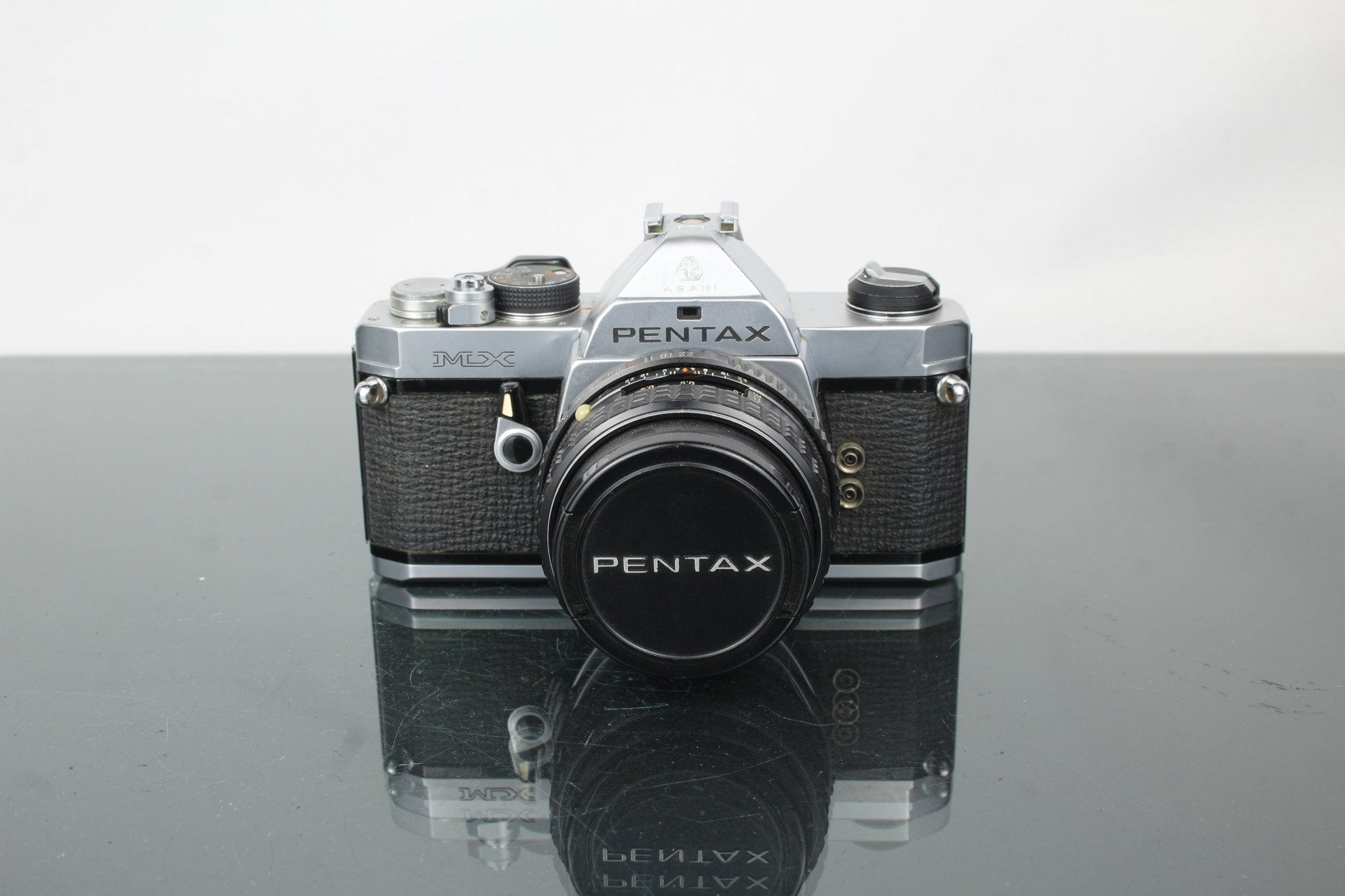 Pentax MX + 28mm f/3.5 Review: A Compact 35mm Film Classic – Dutch