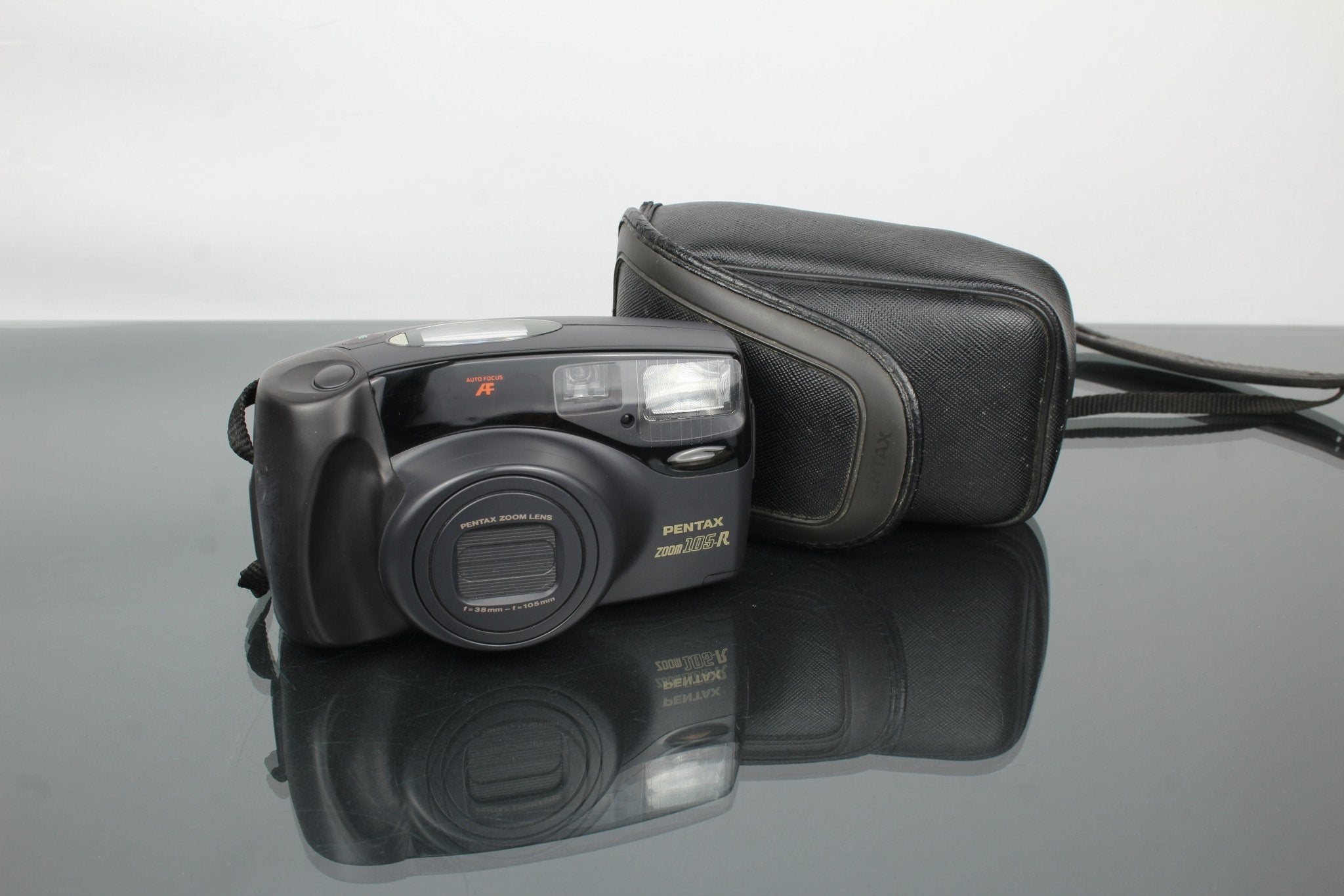 Pentax Zoom 105-R Review: Affordable Film Fun – Dutch|Thrift