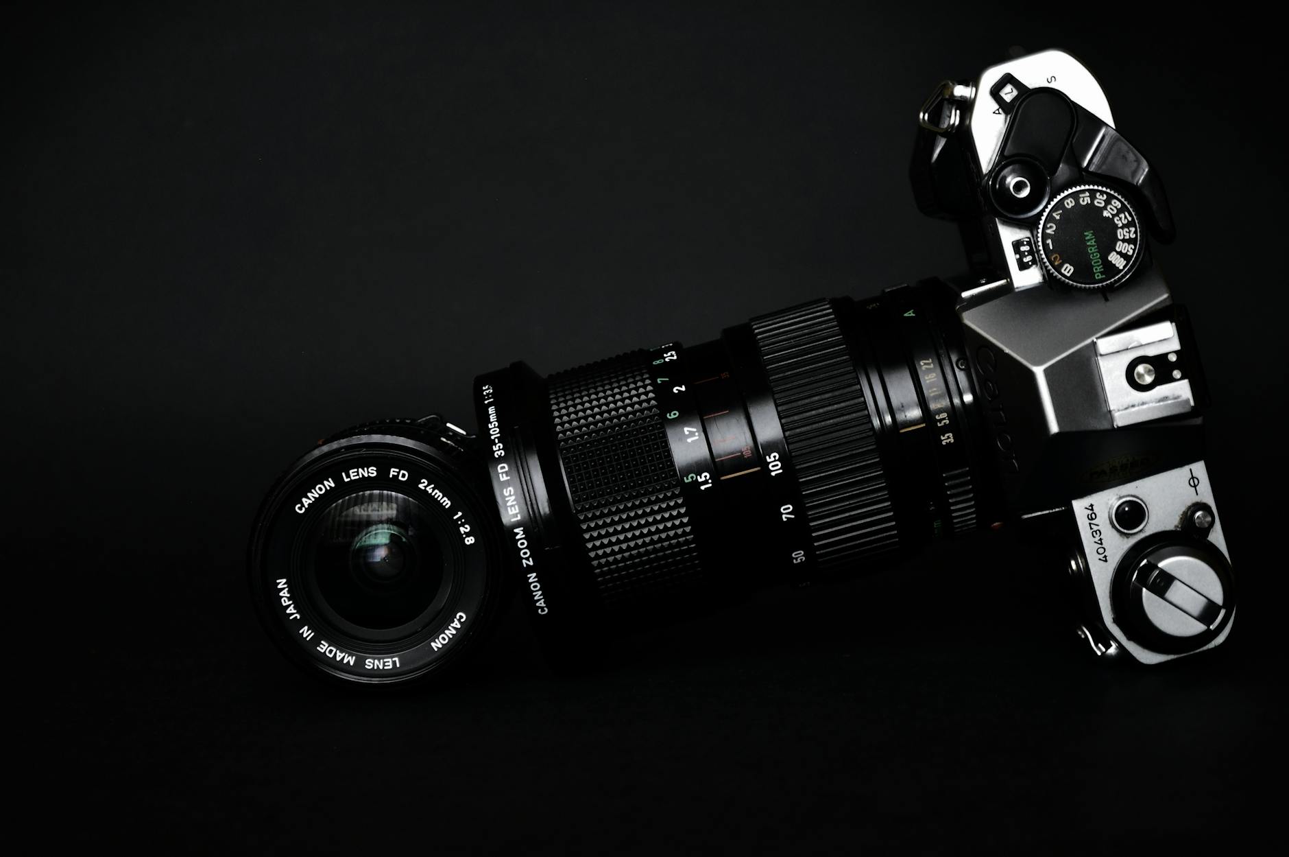 Photography Gear Guide: Choosing the Right Vintage Camera – Dutch|Thrift