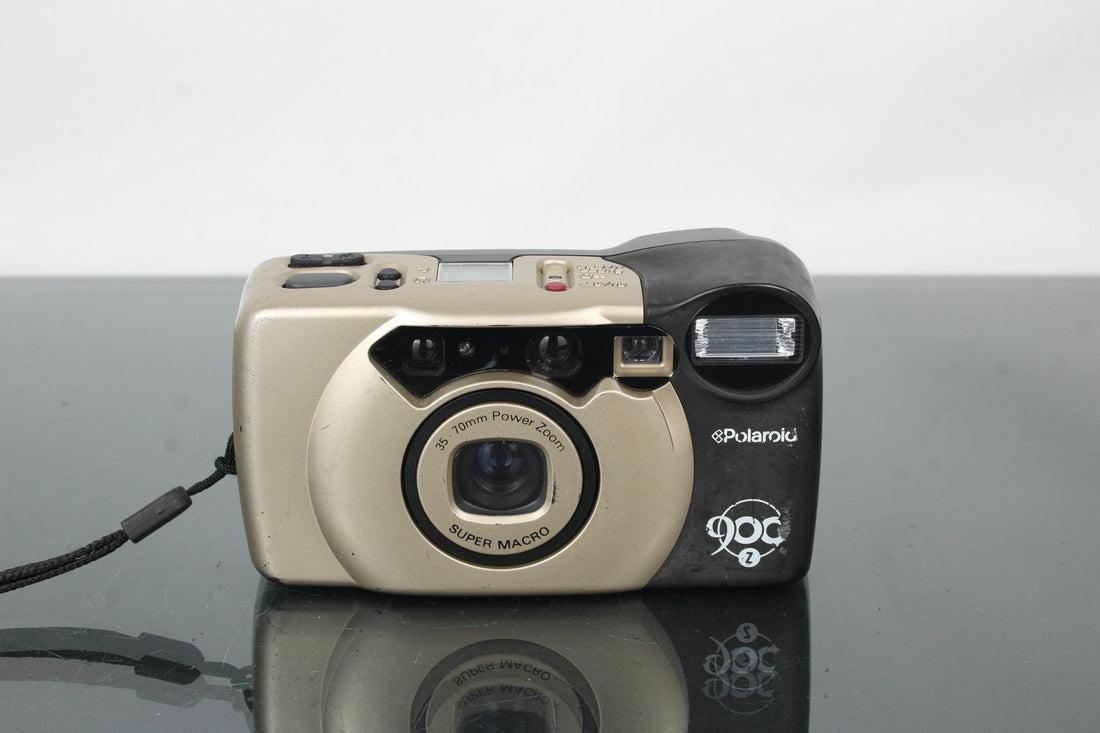 Polaroid 900 Z – Classic 35mm Point & Shoot for Analog Creators - Dutch|Thrift