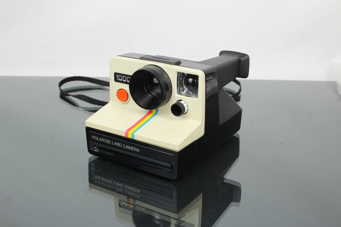 Polaroid Land Camera 1000 Review & Second‑Hand Buying Guide - Dutch|Thrift