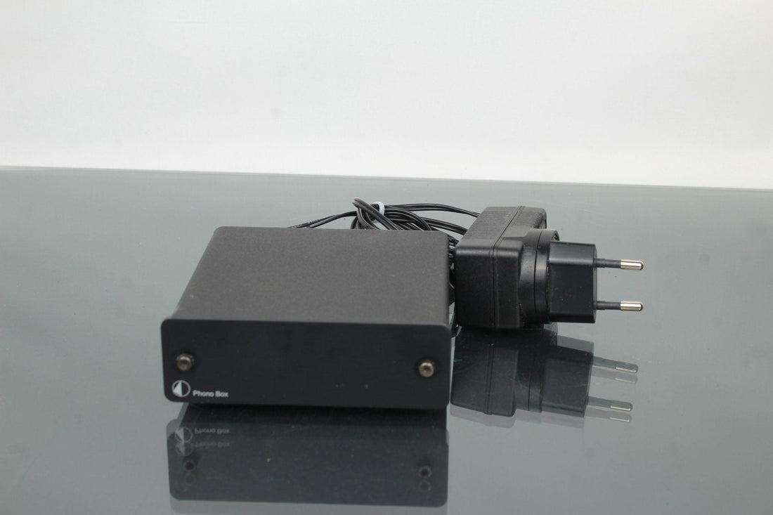 Pro-Ject Phono Box 18V: Pure Analog Audio for Hybrid Creators - Dutch|Thrift