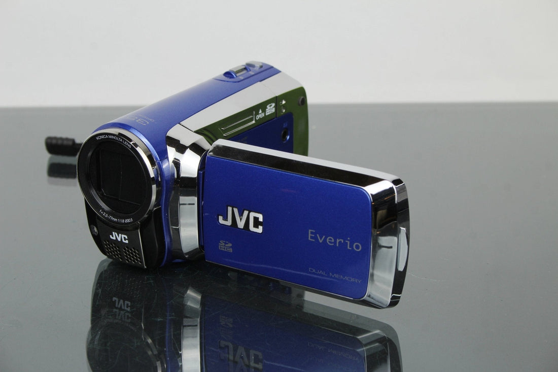 Rediscover the JVC Everio GZ-MS120AE for Retro-Modern Video - Dutch|Thrift