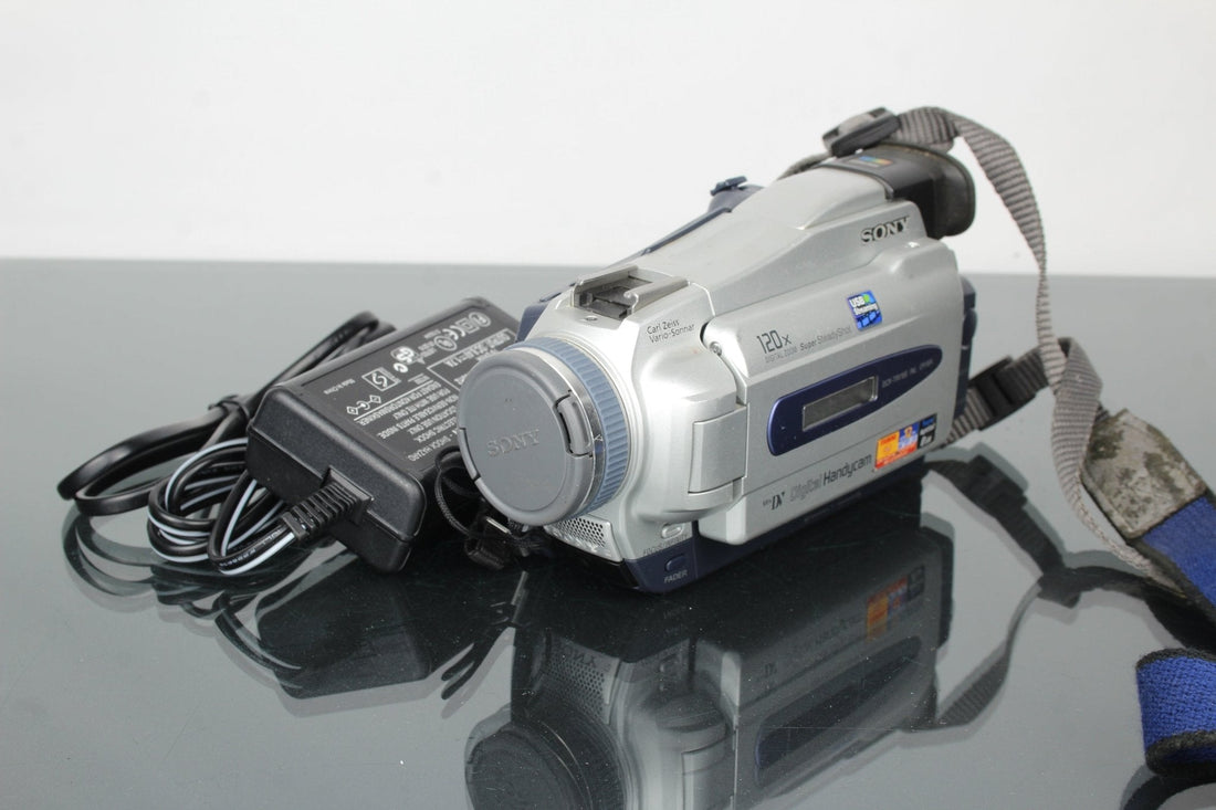 Rediscover the Sony Handycam DCR‑TRV16 for Filmmaking in 2025 - Dutch|Thrift