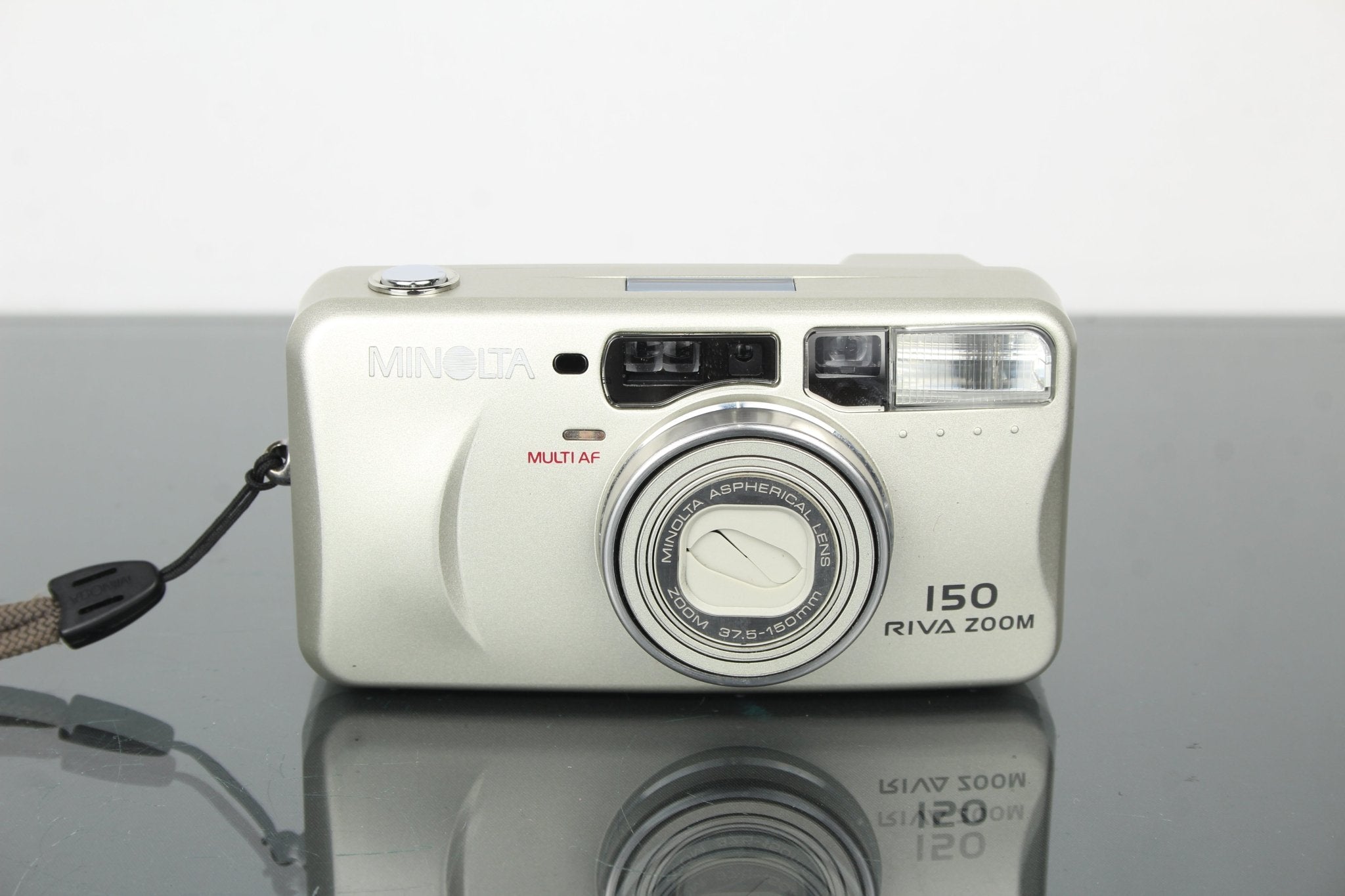 Rediscovering Film Simplicity with the Minolta Riva Zoom 150