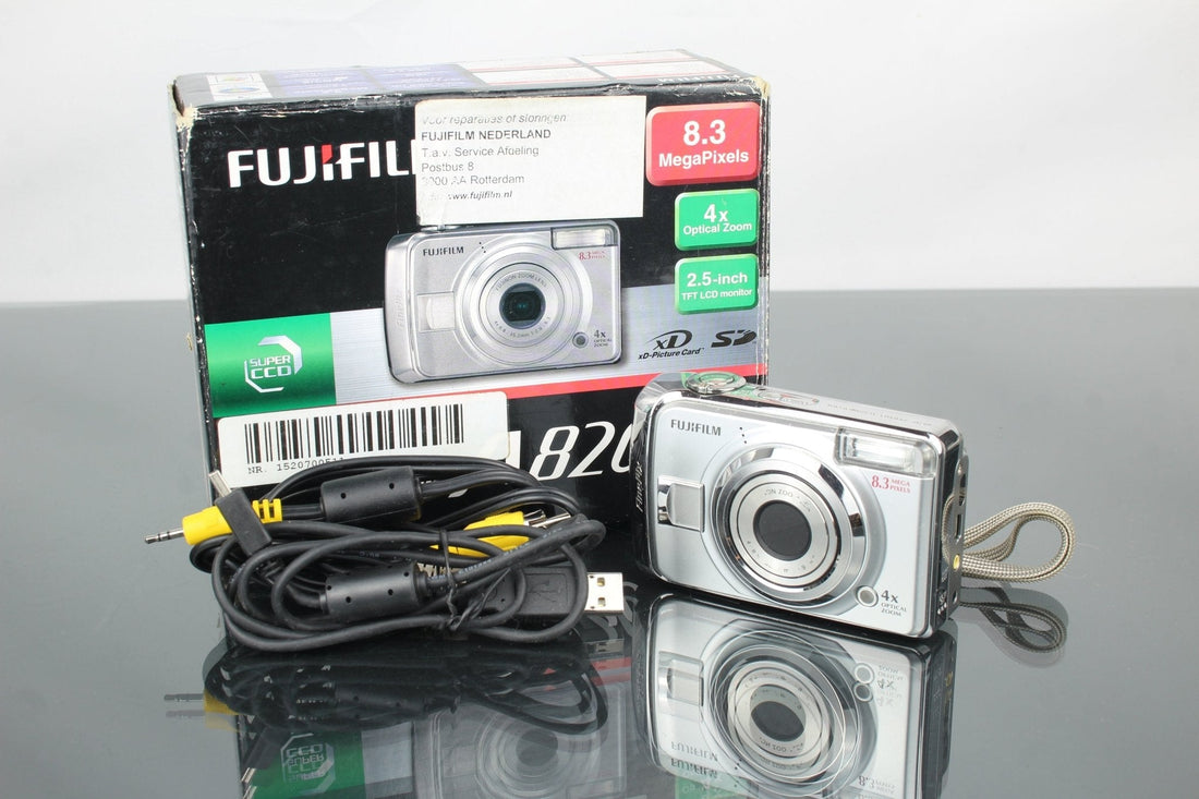 Rediscovering Simplicity with the Fujifilm FinePix A820 - Dutch|Thrift