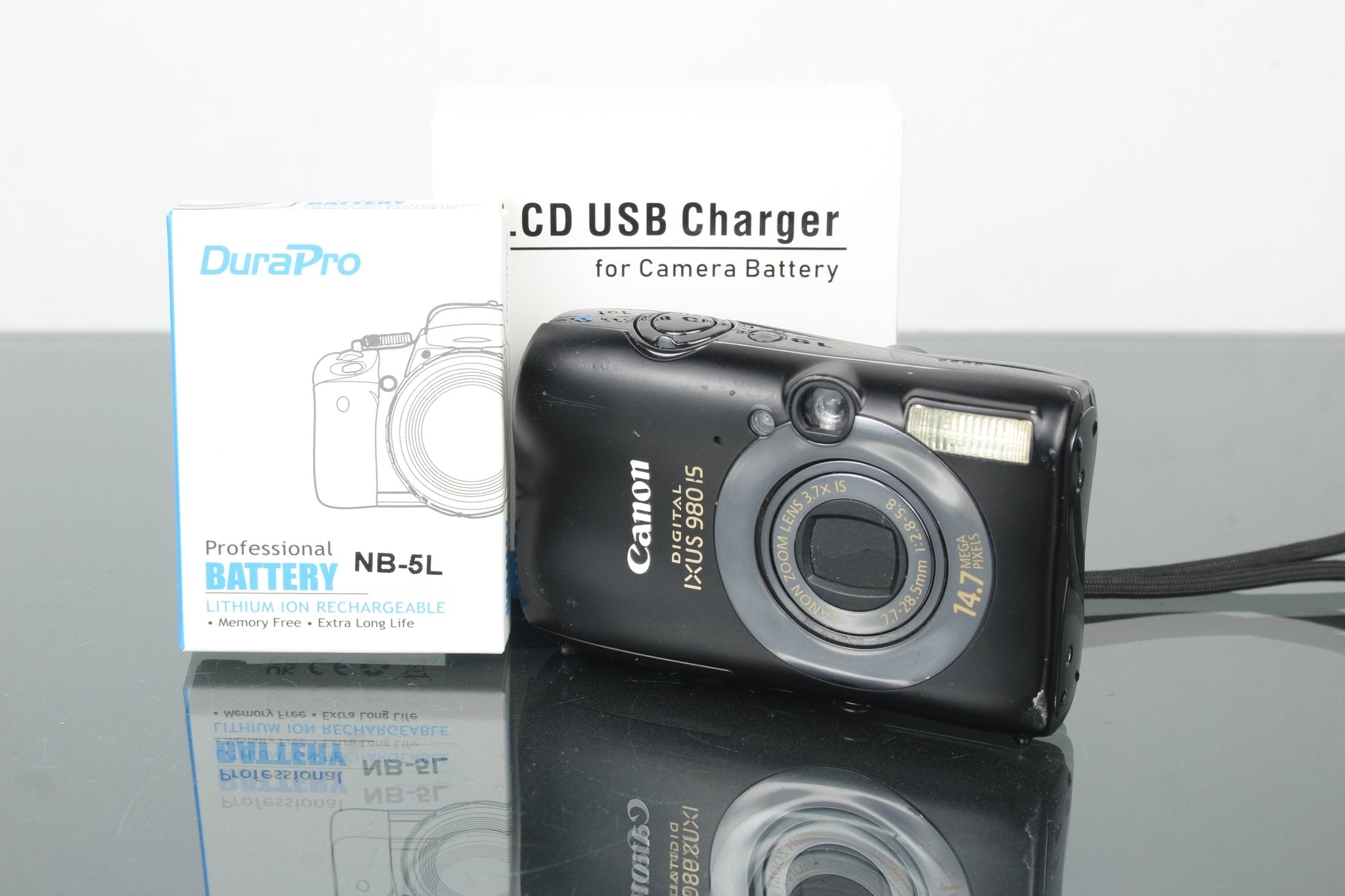 Canon IXUS 980 IS コンパクトデジタルカメラ Rediscovering the Canon Digital IXUS 980 IS Compact Classic