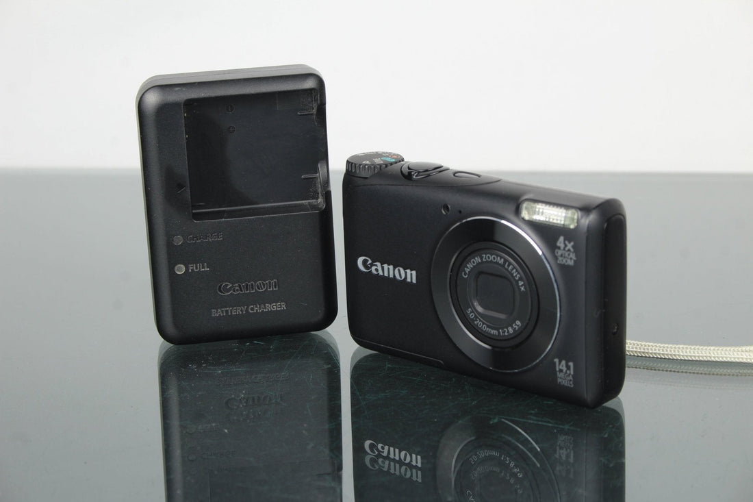 Rediscovering the Canon PowerShot A2200 in 2025 - Dutch|Thrift