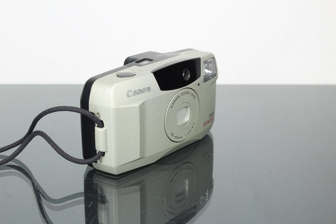 Rediscovering the Canon Prima ZOOM SHOT 35mm Point-and-Shoot Camera - Dutch|Thrift