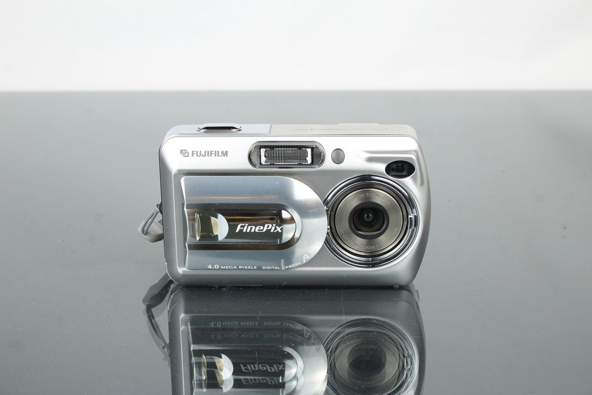 Rediscovering the Fujifilm FinePix A340 and Its Lo‑Fi Digital 