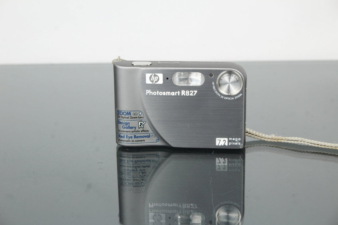 Rediscovering the HP Photosmart R827: A Pocket Classic for 2025 - Dutch|Thrift