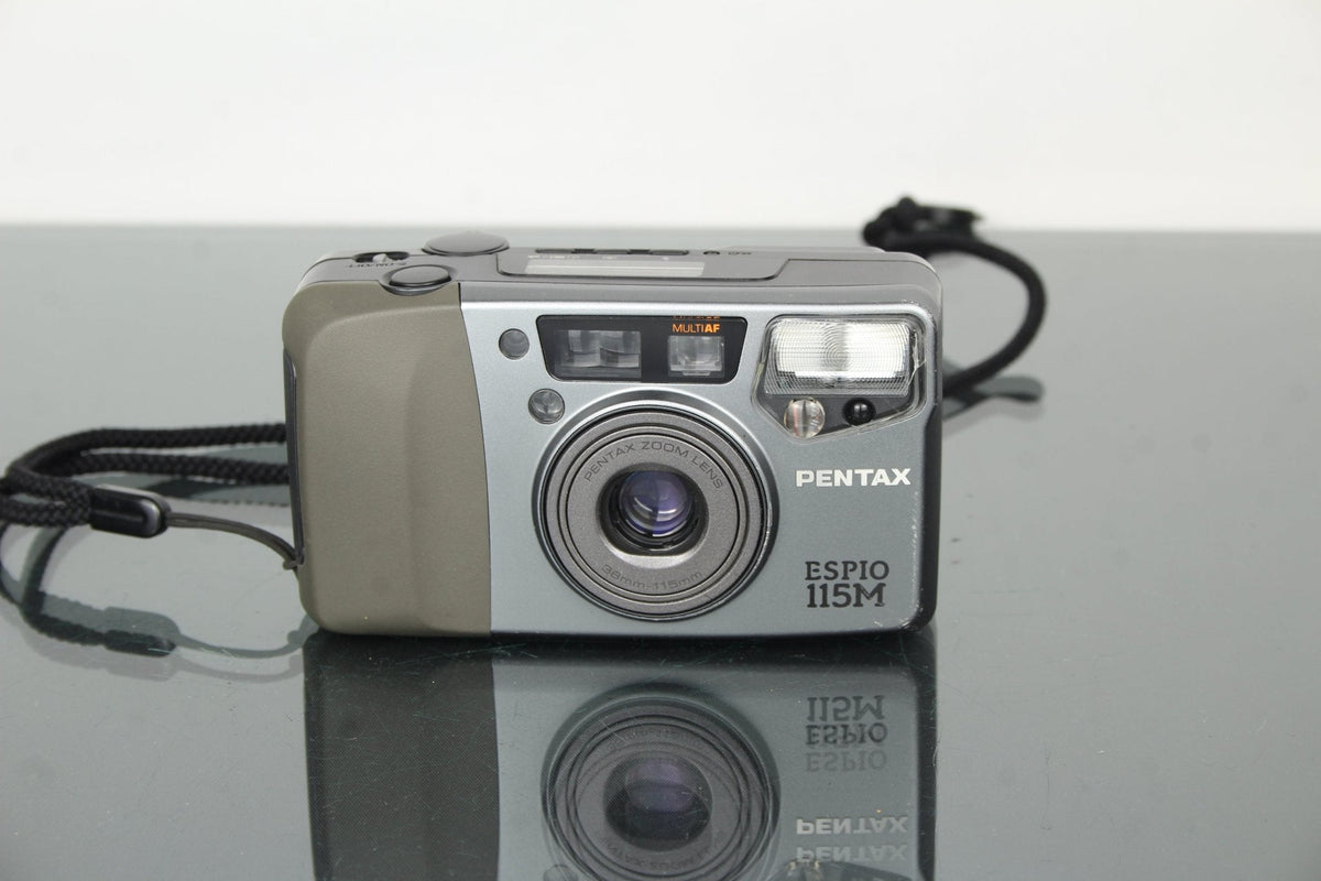 Rediscovering the Nikon Coolpix S200: A Compact Classic – Dutch|Thrift