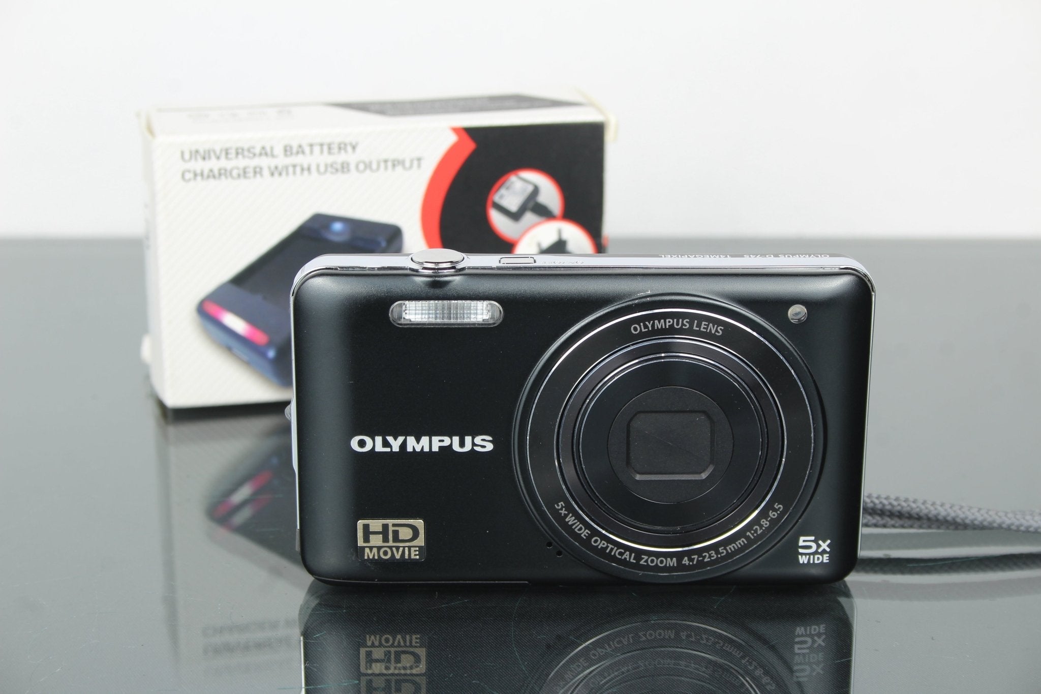 Rediscovering the Olympus D-745 Compact Camera – Dutch|Thrift