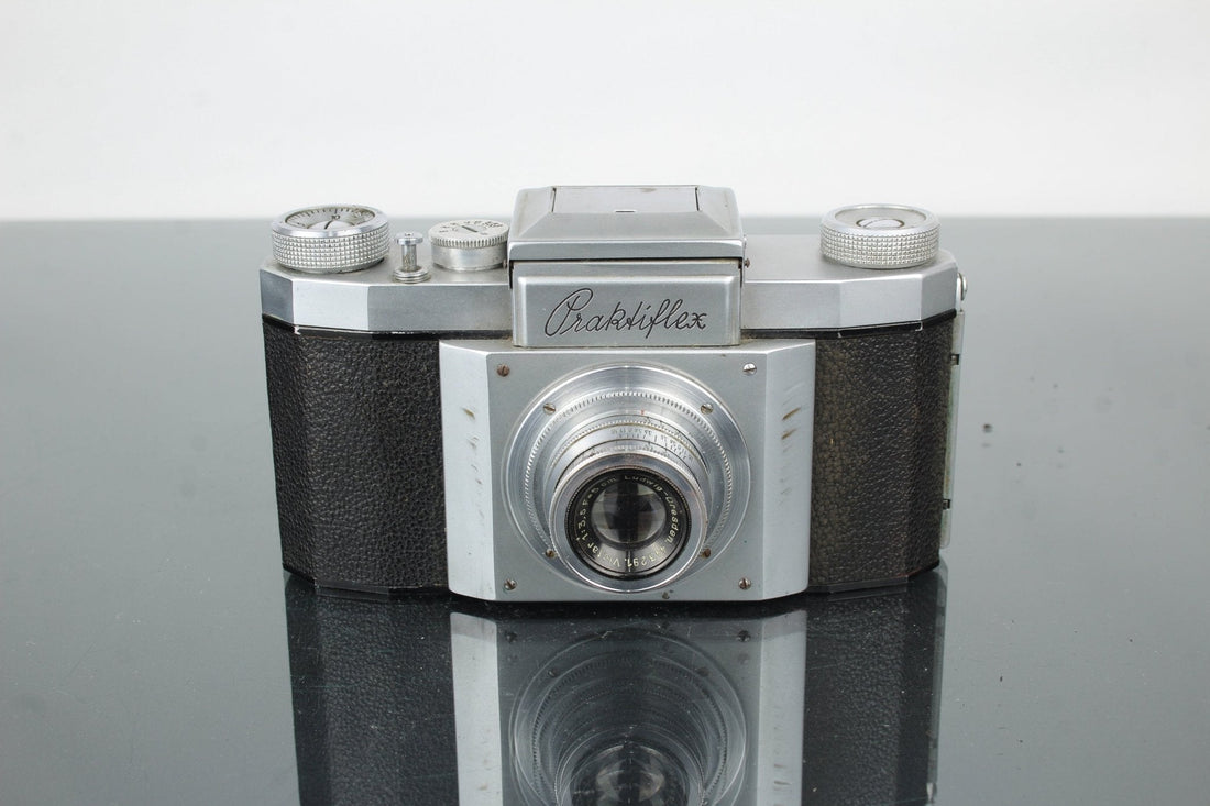 Rediscovering the Praktiflex + 50mm f/3.5 Vintage Film Combo - Dutch|Thrift