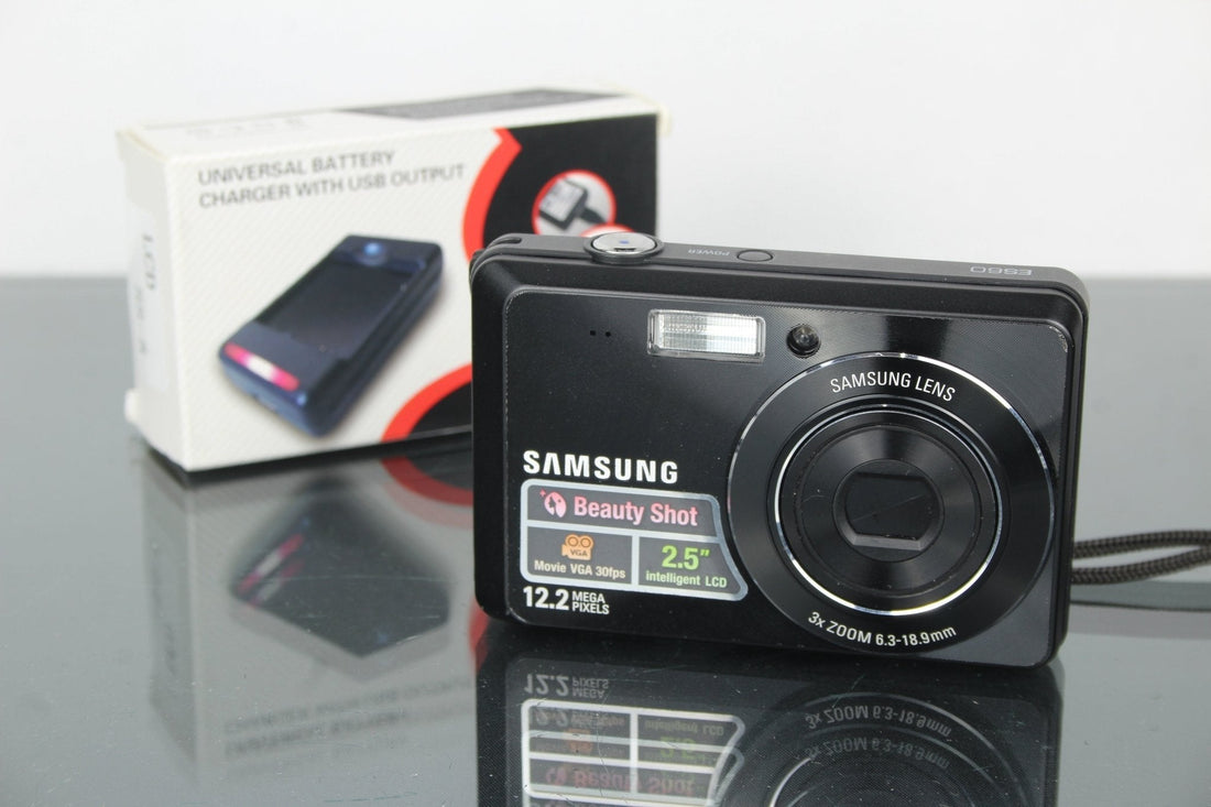Rediscovering the Samsung ES60: A Compact Digital Classic - Dutch|Thrift