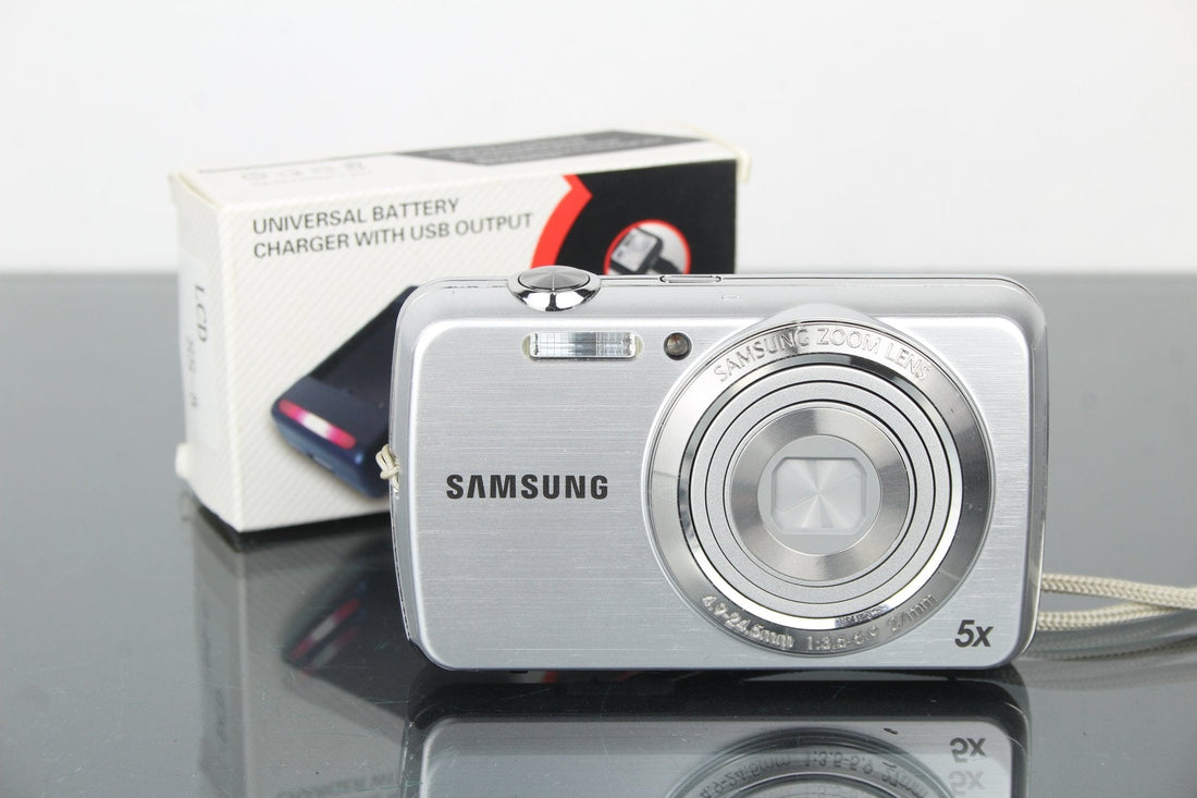 Rediscovering the Samsung PL20 Compact Digital Camera - Dutch|Thrift