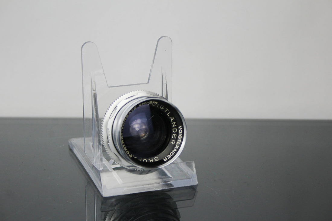 Rediscovering the Voigtländer Skoparex 35mm f/3.4 Vintage Lens - Dutch|Thrift