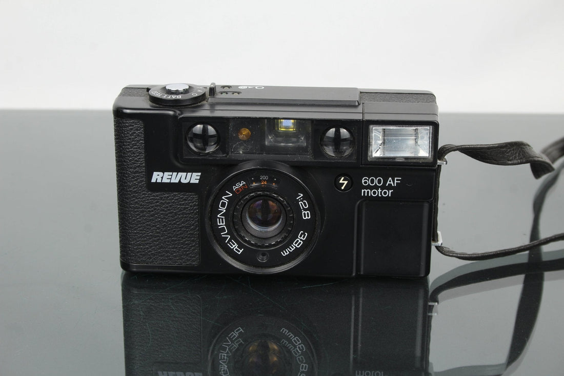 Revue 600 AF Motor: Compact Point & Shoot Film Classic - Dutch|Thrift