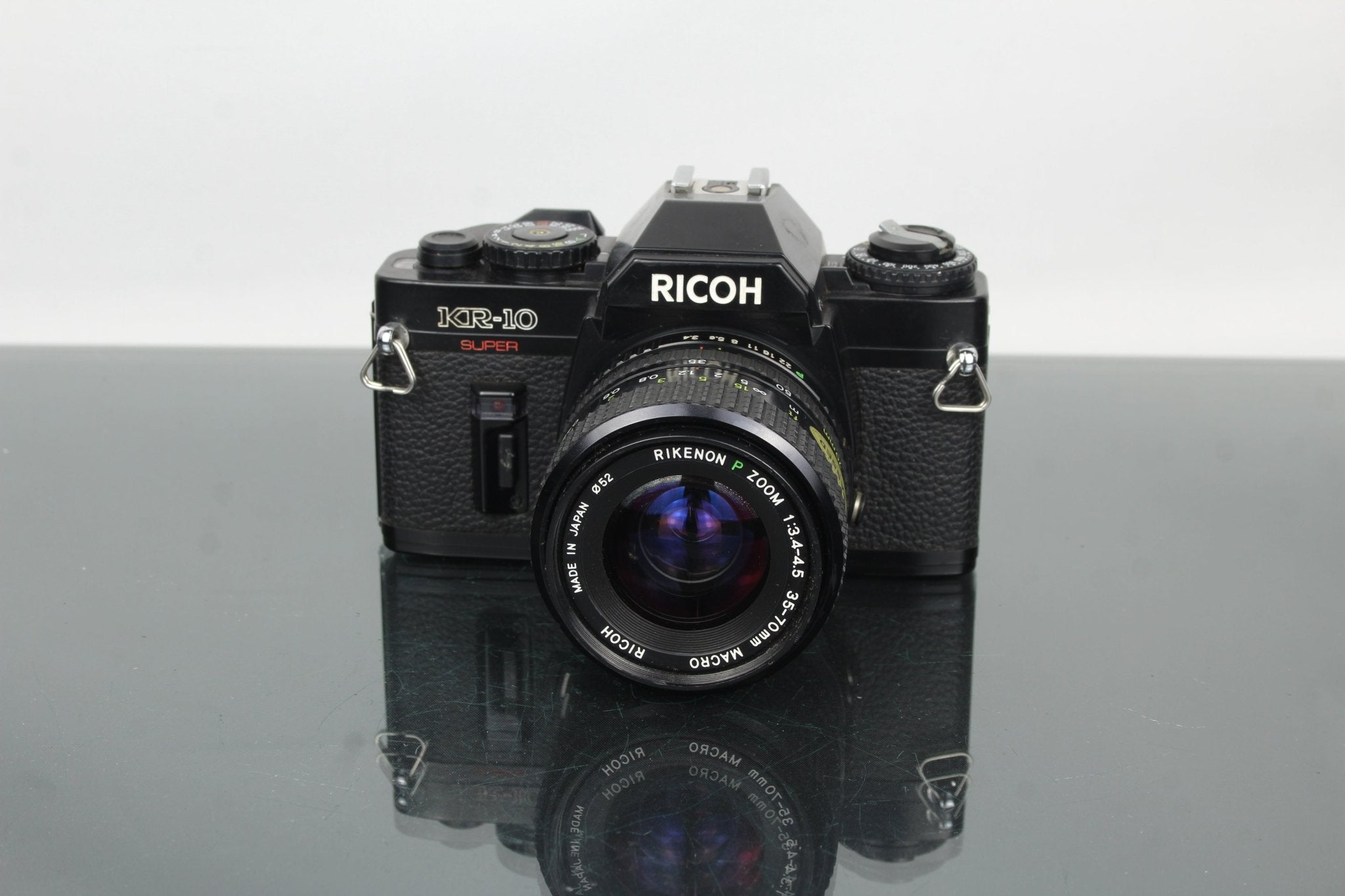 Ricoh KR-10 Super Review: Classic 35mm SLR with Rikenon Zoom Lens