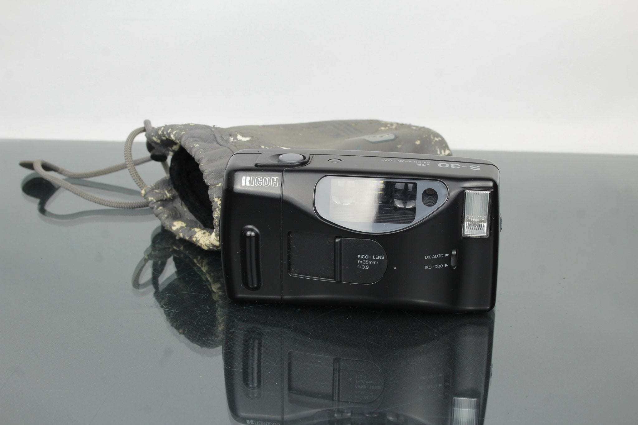 Ricoh S-30 AF Review: A Quiet 35mm Point & Shoot Gem – Dutch|Thrift