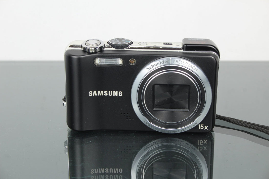 Samsung WB650 review: classic travel zoom fun in 2025 - Dutch|Thrift