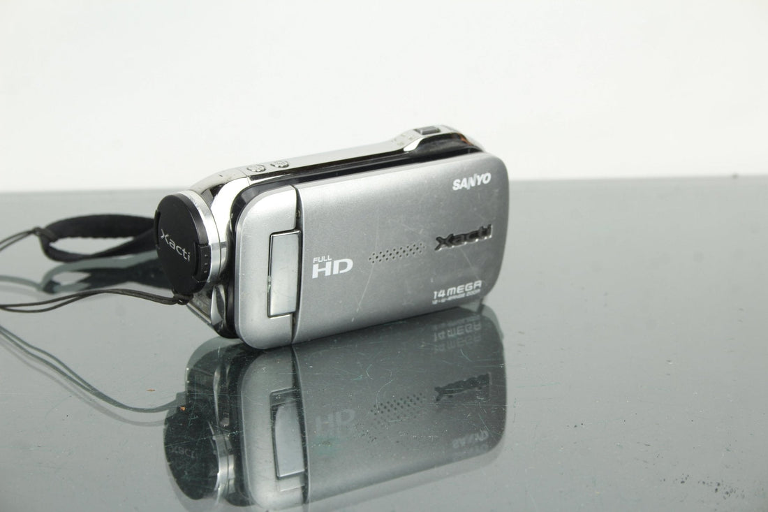 Sanyo Xacti VPC-GH1EX Review: Pocket HD Camcorder Reborn - Dutch|Thrift