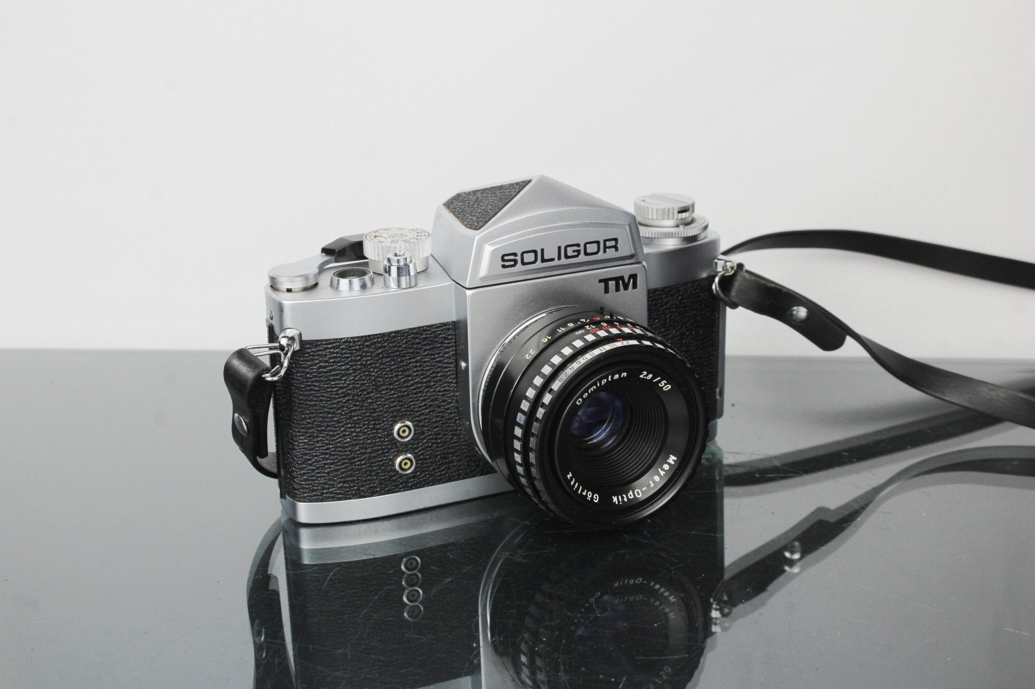 Soligor TM + Domiplan Review: Vintage 35mm SLR with Soul – Dutch