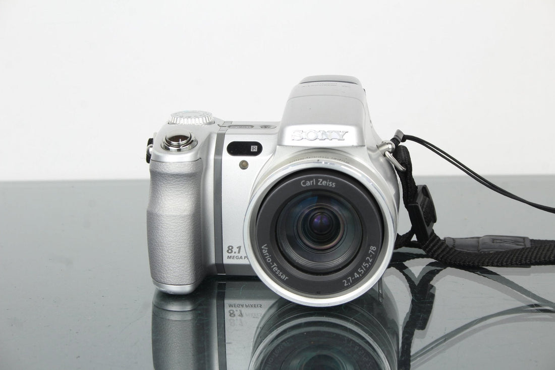 Sony Cyber-Shot DSC-H7: Vintage Bridge Camera Reborn - Dutch|Thrift