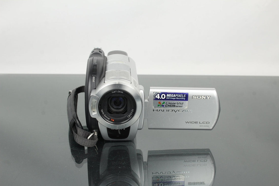 Sony Handycam DCR-DVD406 Review: Retro Mini‑DVD Magic - Dutch|Thrift
