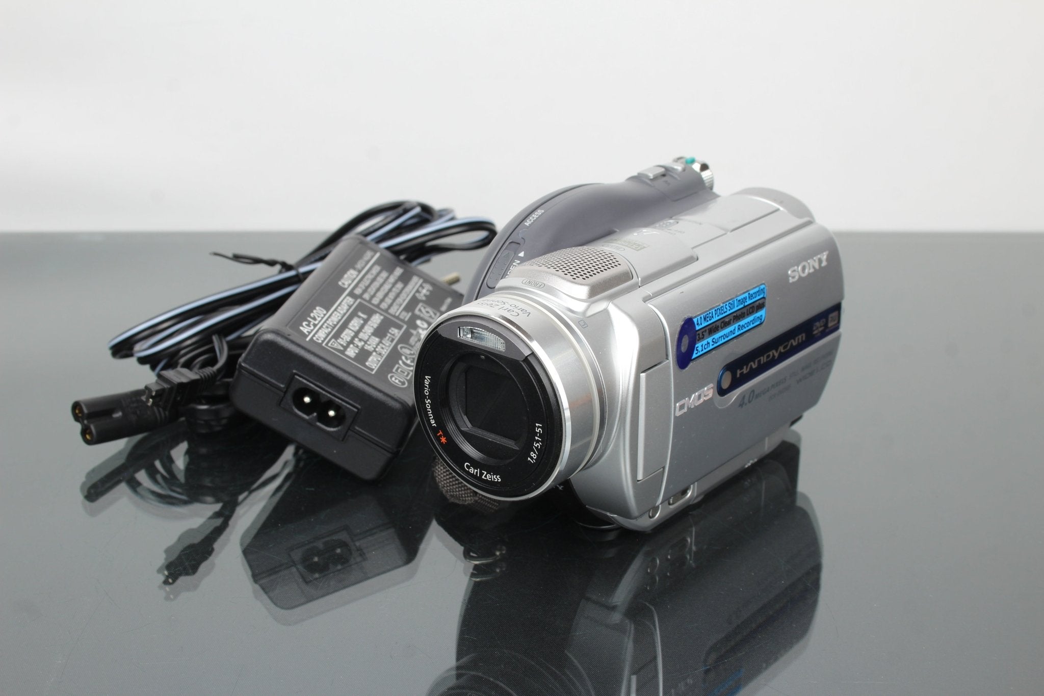 Sony Handycam DCR-DVD505E: Retro Filming in 2025 – Dutch|Thrift