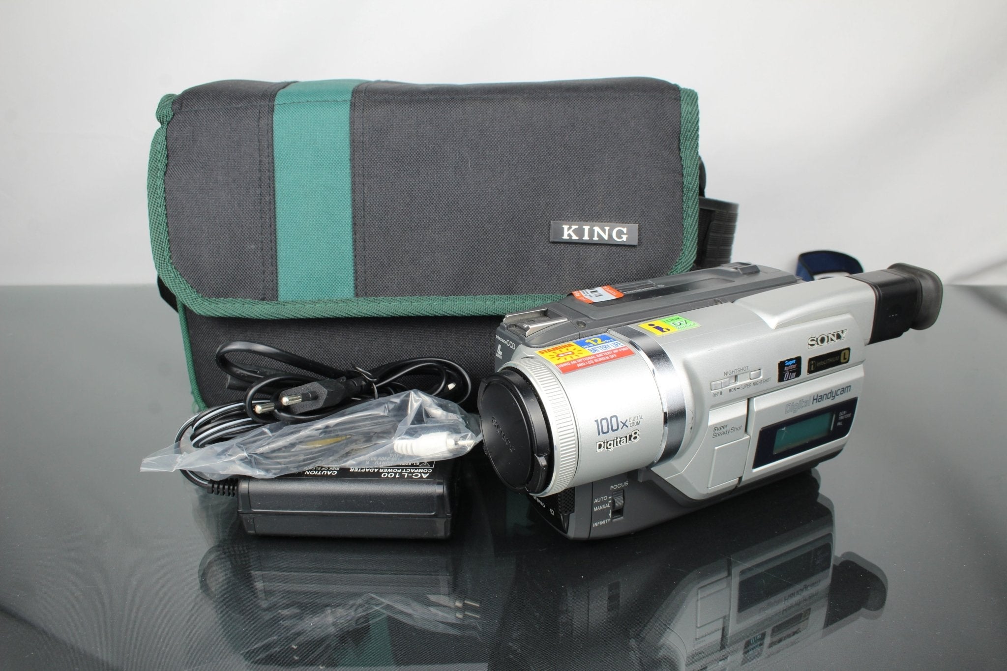 sony-handycam-hi8-dcr-trv120e-