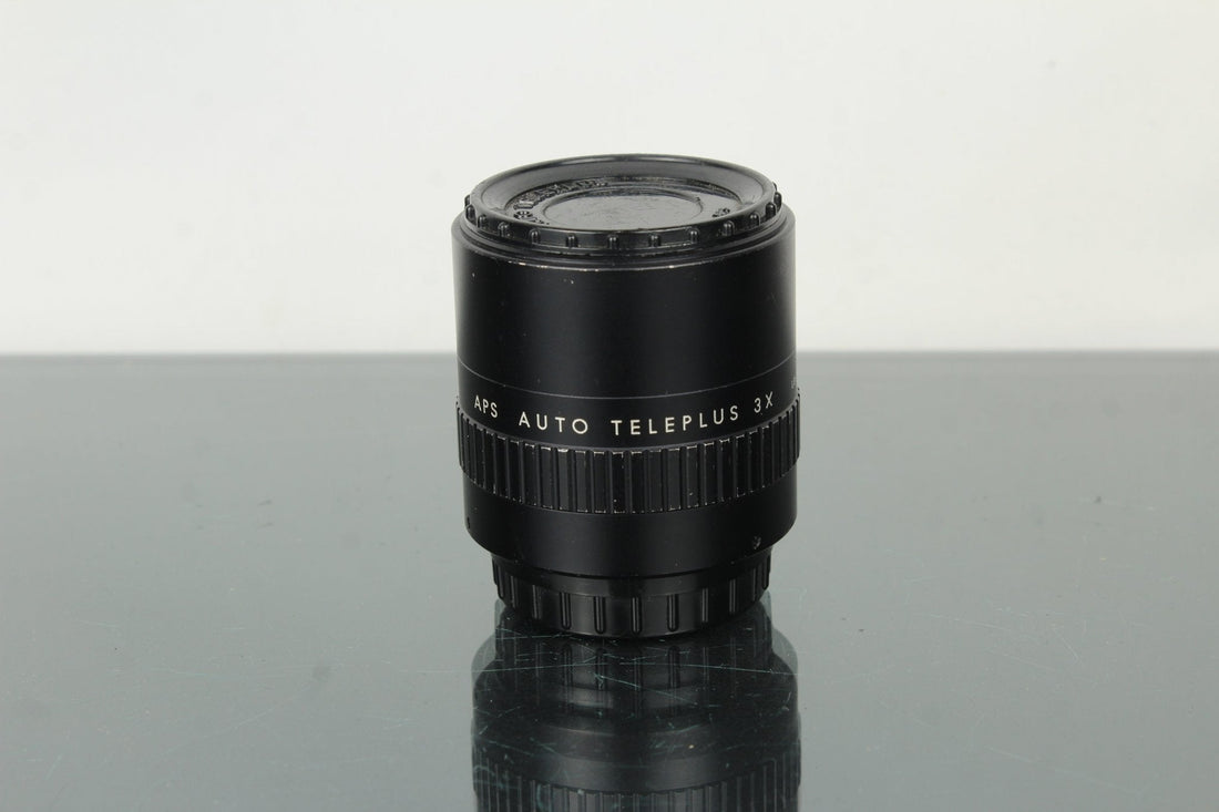 Teleplus 3X APS M42 Teleconverter Review for Vintage Lenses - Dutch|Thrift