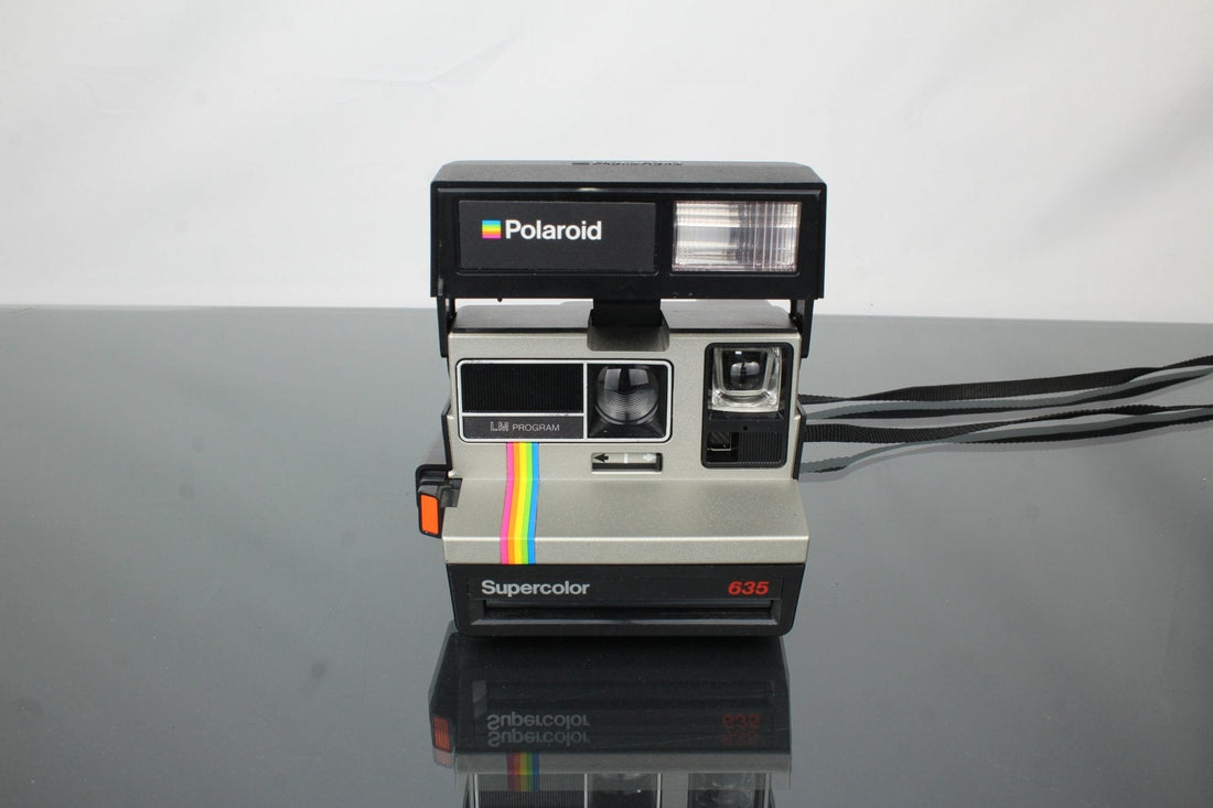 The Polaroid Supercolor 635: Classic Instant Joy in 2025 - Dutch|Thrift