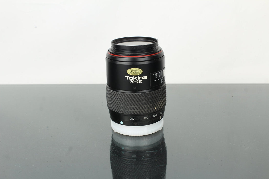 Tokina AF 70–210mm f/4–5.6: A Budget Telephoto Classic - Dutch|Thrift